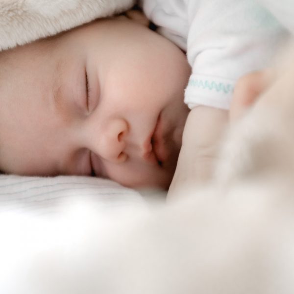 Trẻ 1 tháng tuổi – Một cái nhìn tổng quan