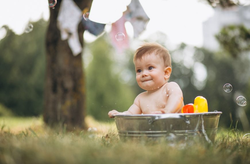 Tắm cho bé – Tất cả những gì bạn cần biết