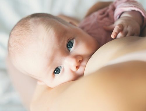 Trẻ sinh non có nuôi bằng sữa mẹ được không